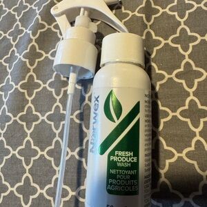 Norwex Fresh Produce Wash with Green Leaf Design